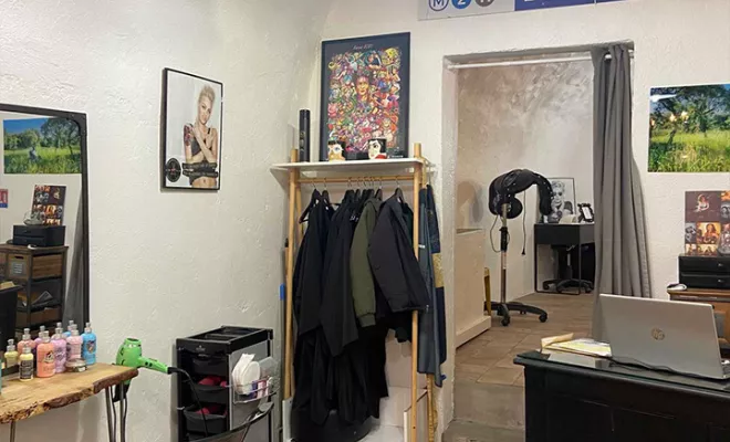 Salon, Nîmes, Le Comptoir des Ciseaux